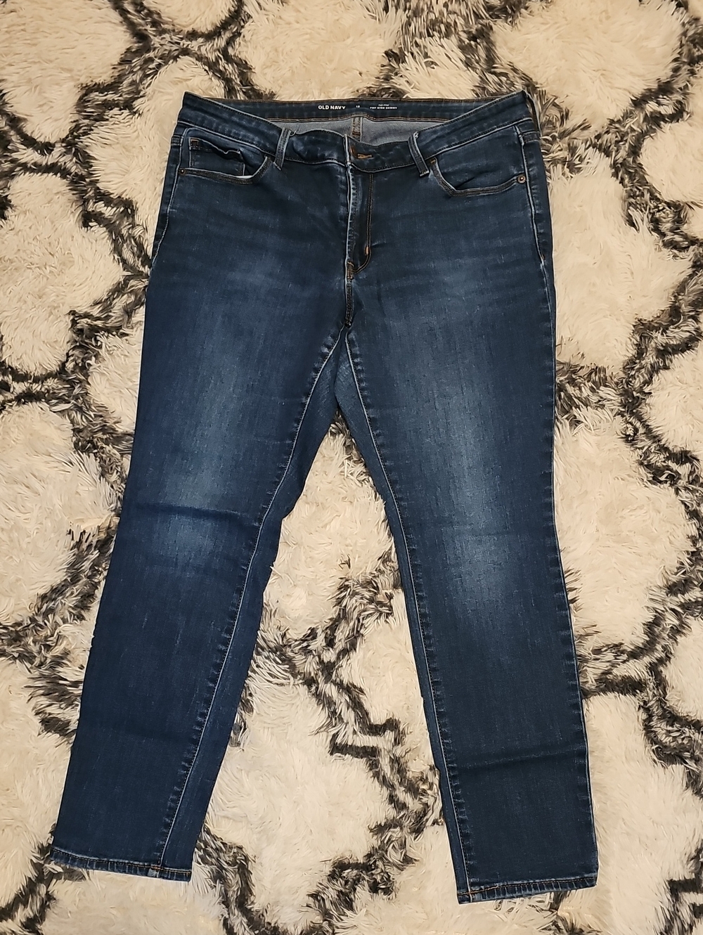 Old Navy Women's Medium Wash Skinny Jeans